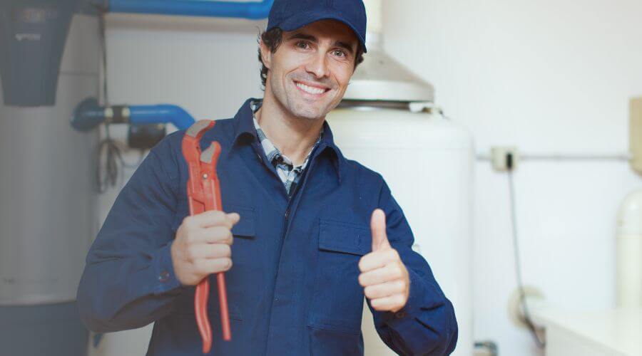 Local annual plumbing maintenance in Deep River, IA
